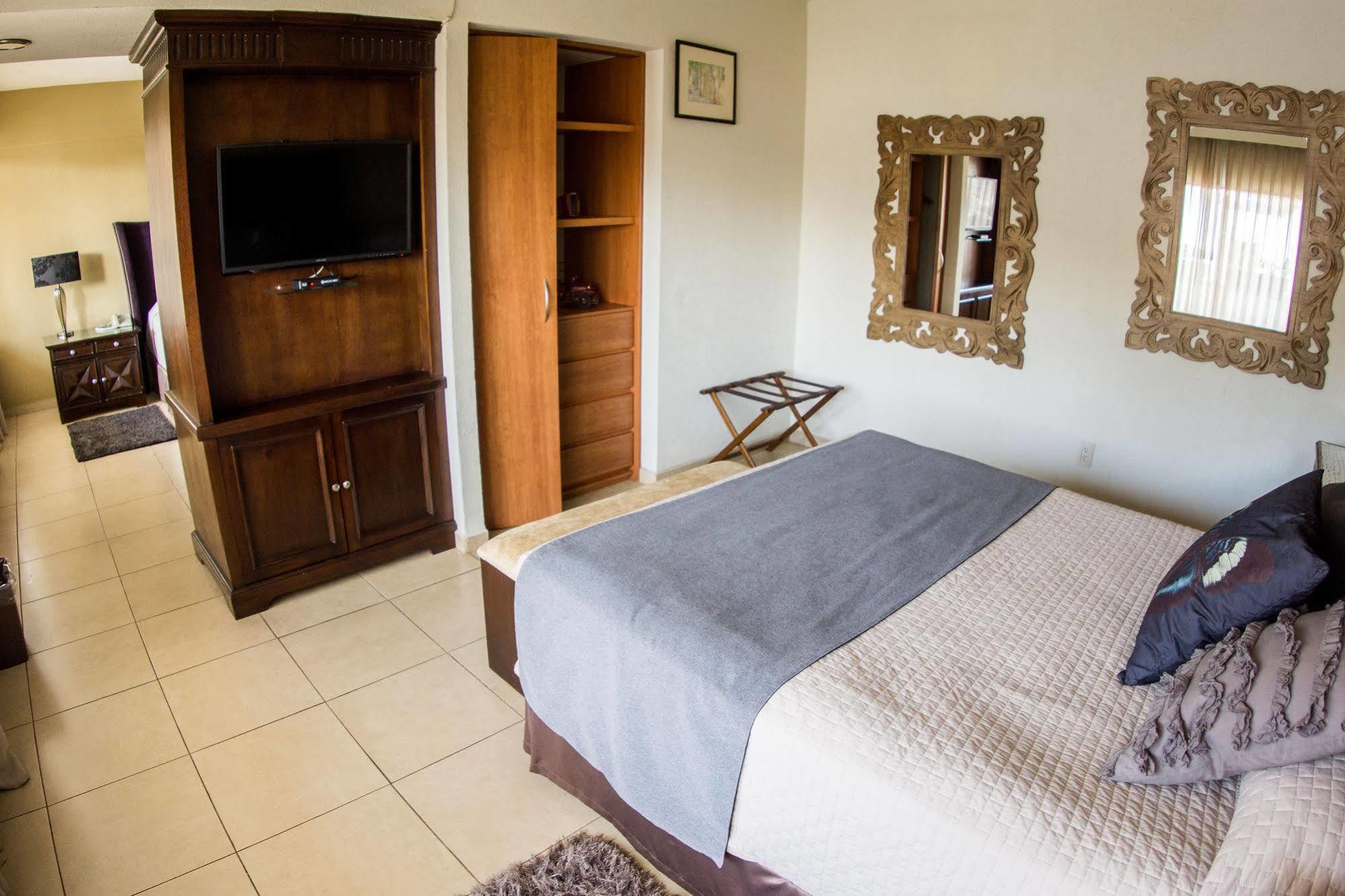 San Pietro Boutique Hotel Tlaquepaque Exteriör bild